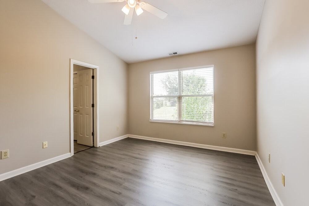5384 Lakeside Manor Dr - Photo 7 of 16