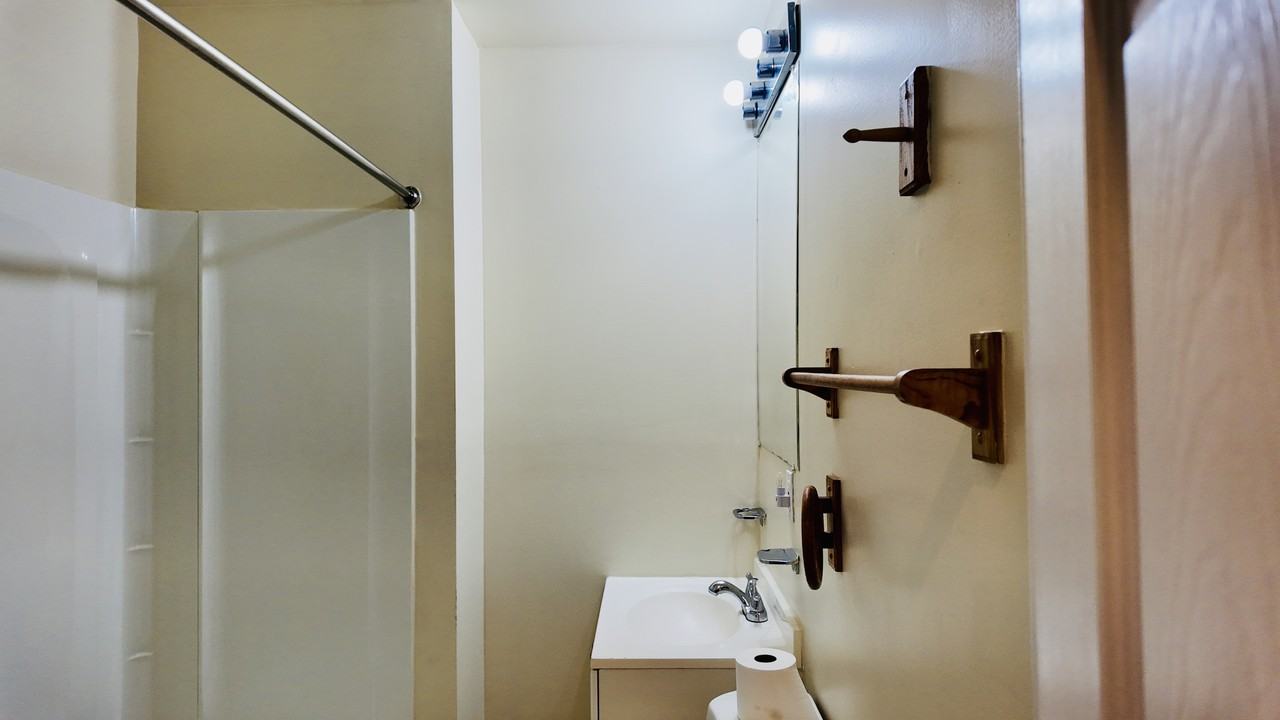 1206 Arlington St #1 - Photo 3 of 11