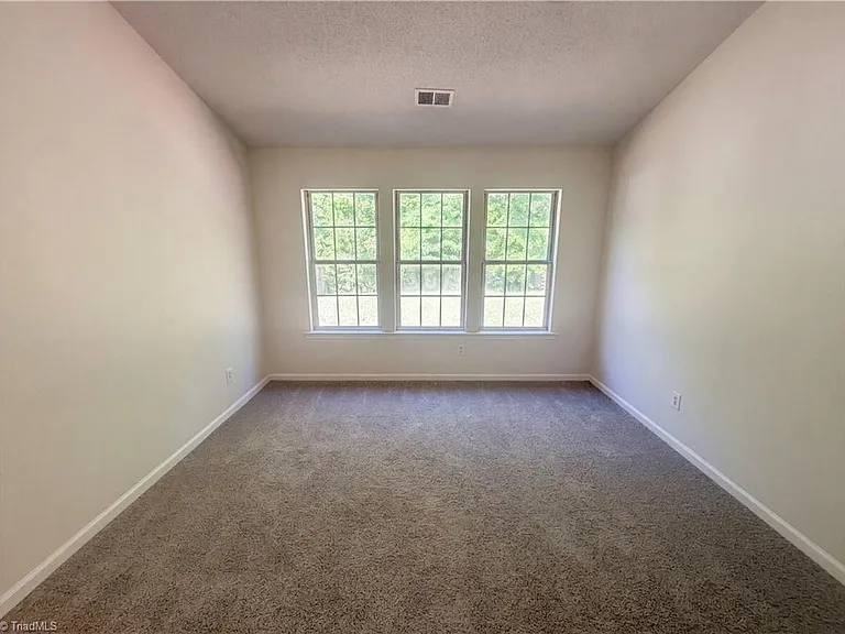 4233 Nestleway Court - Photo 7 of 17