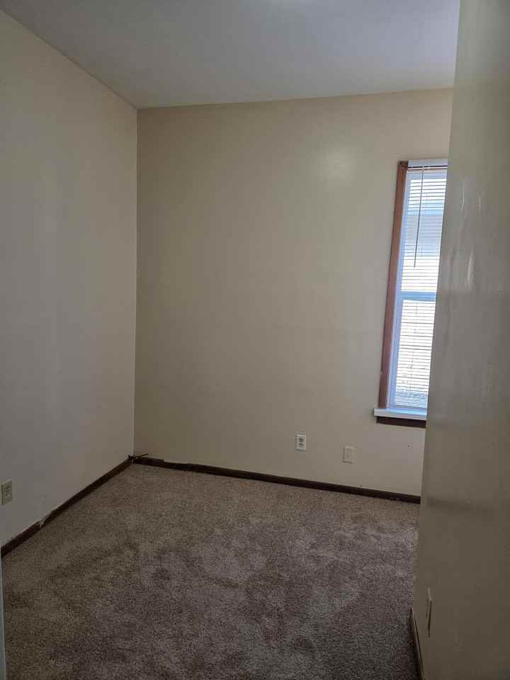 3014 Morgan Ave N #1 - Photo 3 of 12
