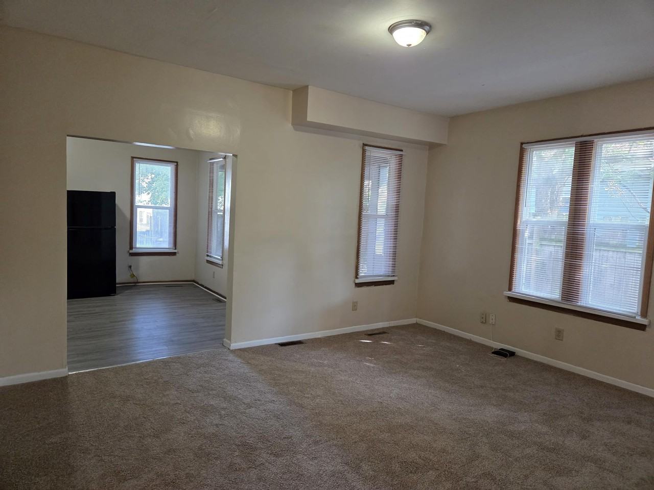 3014 Morgan Ave N #1 - Photo 4 of 12