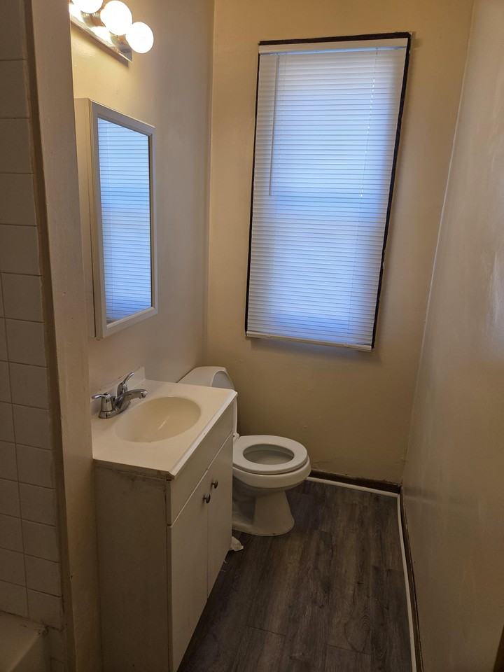 3014 Morgan Ave N #1 - Photo 6 of 12