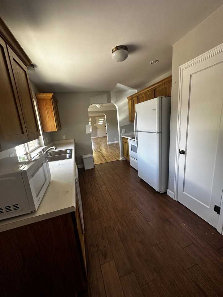 510 N 18th St #1 - Photo 7 of 17