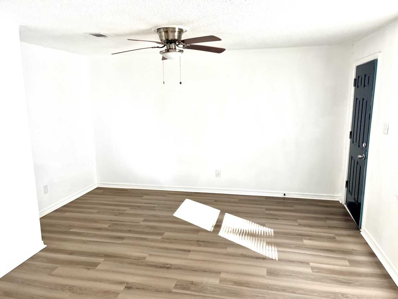 1202 Belair StreetUnit 3 #3 - Photo 4 of 14