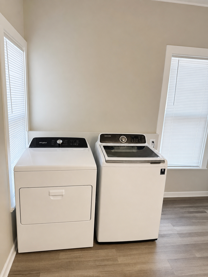 704 Axtell - 1 #1 - Photo 5 of 13