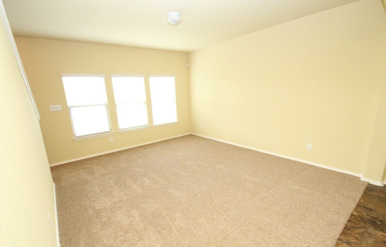 9859 Marbach Rd #1 - Photo 5 of 10