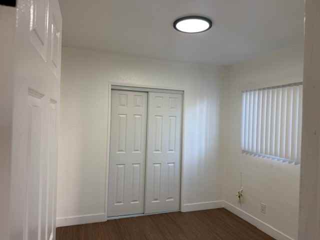 211 1/2 W 88th Pl #211-5 - Photo 4 of 8