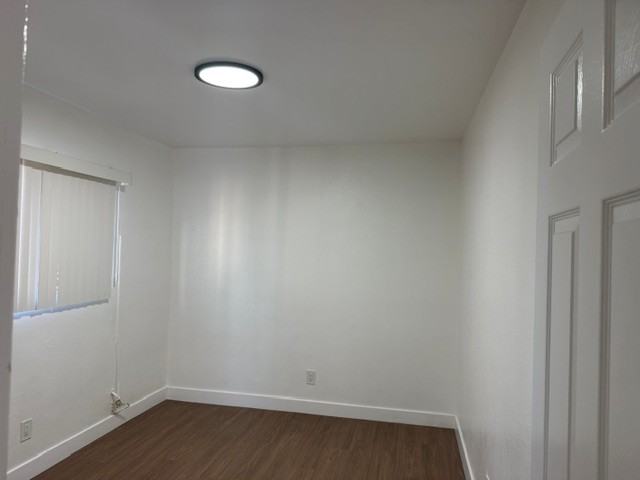 211 1/2 W 88th Pl #211-5 - Photo 5 of 8