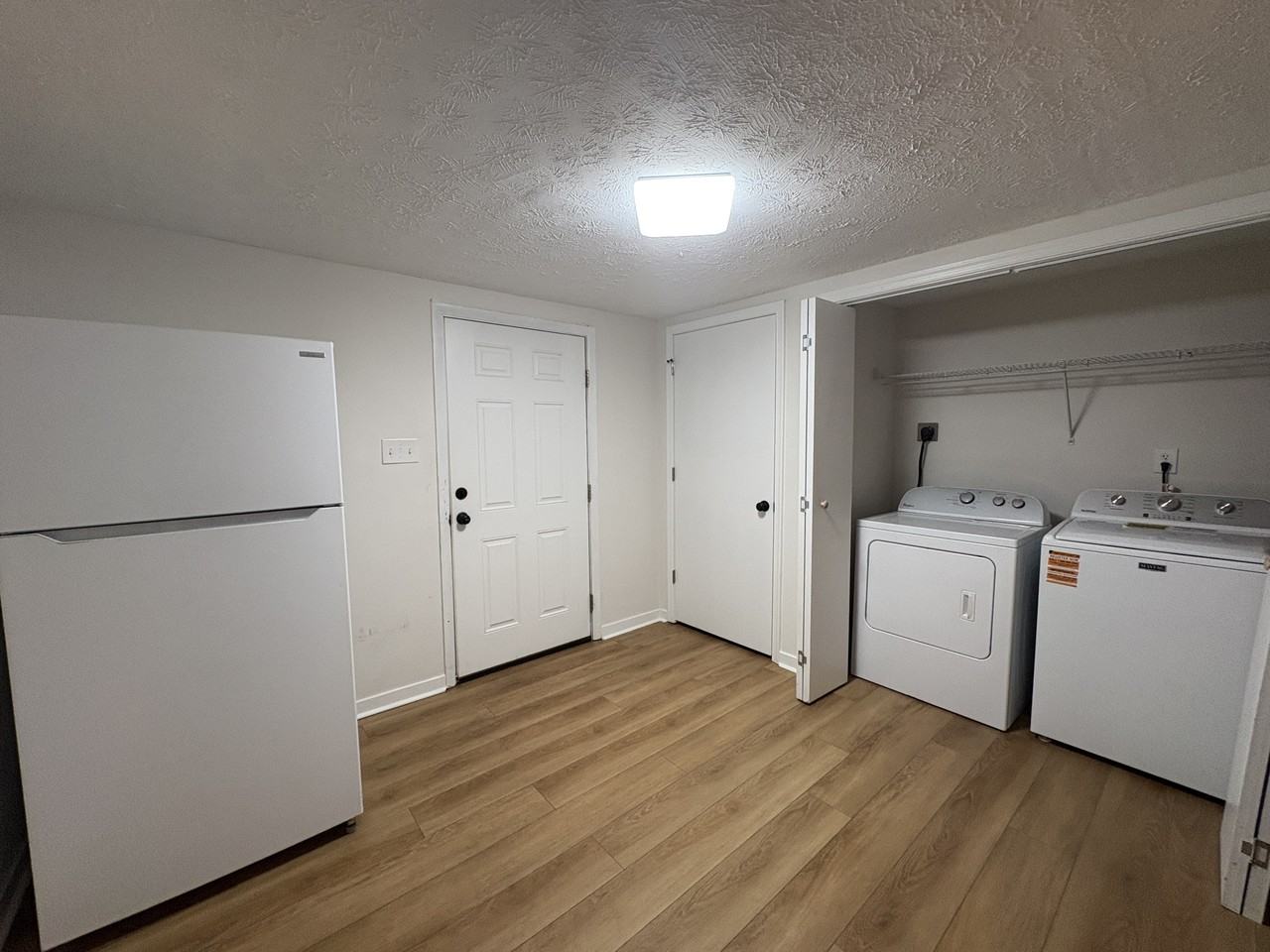 499 Greenwell Ct #1 - Photo 5 of 20
