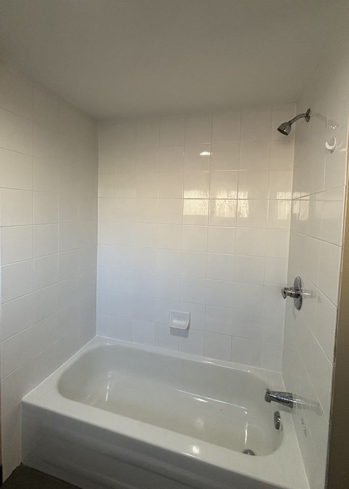 1210 Sperling Avenue - Photo 7 of 8