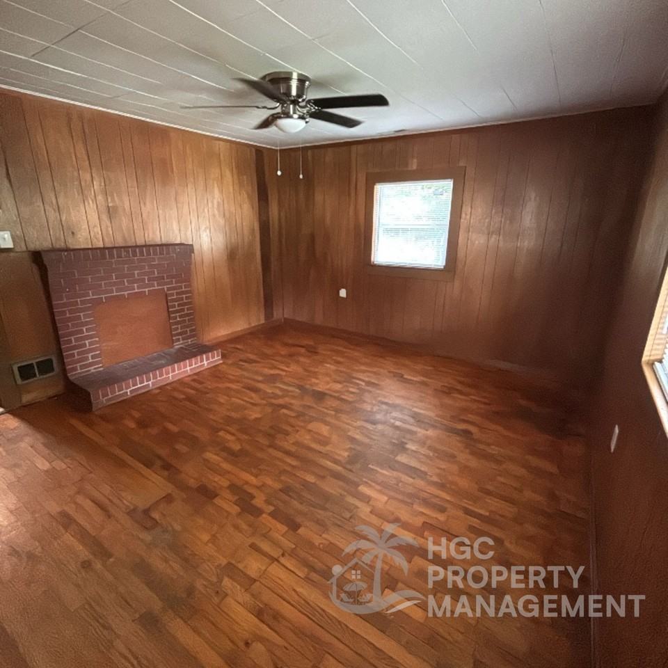 1208 Ridge Ave #1 - Photo 3 of 10