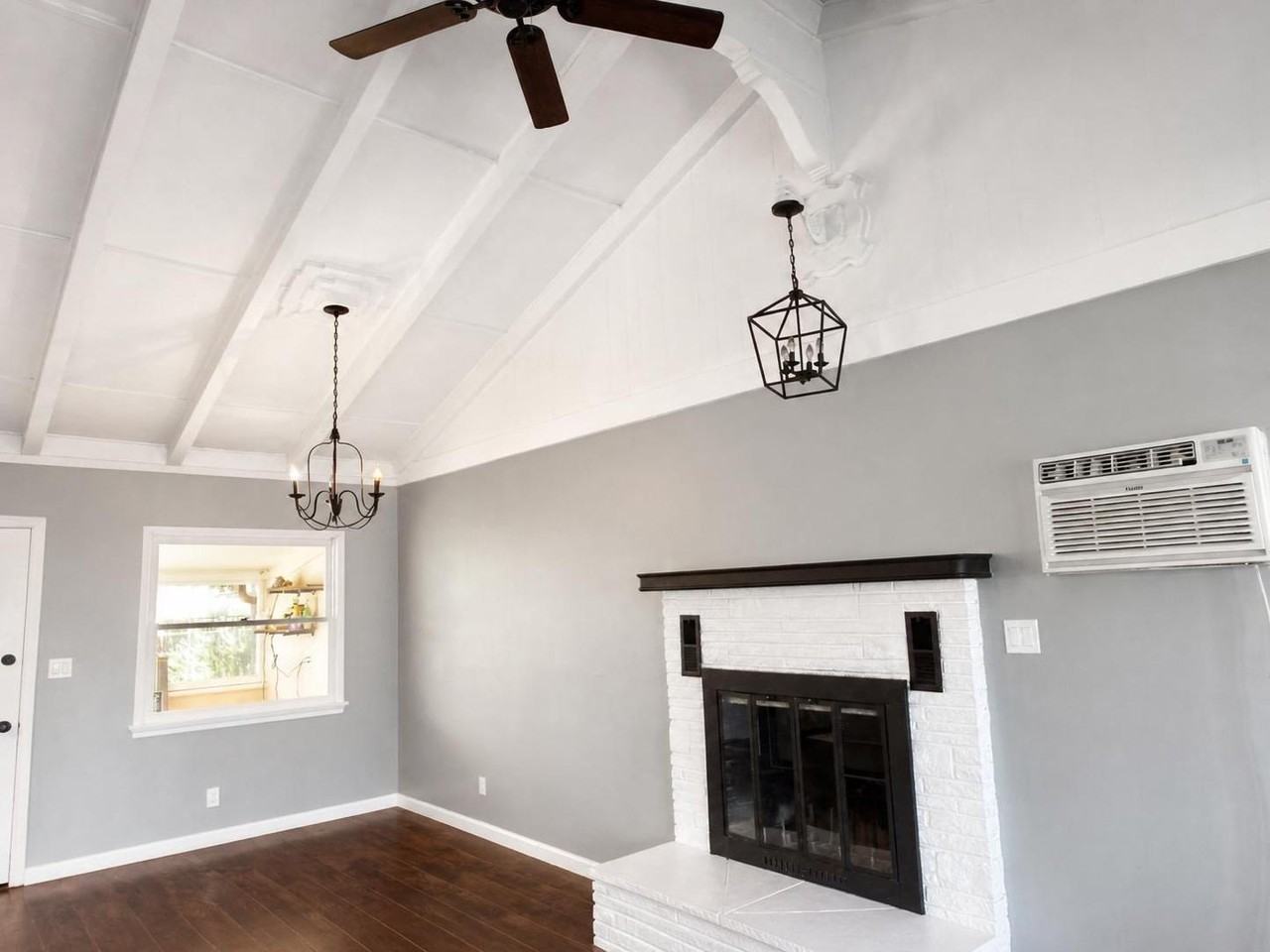 1266 Elm Ave #1 - Photo 4 of 20