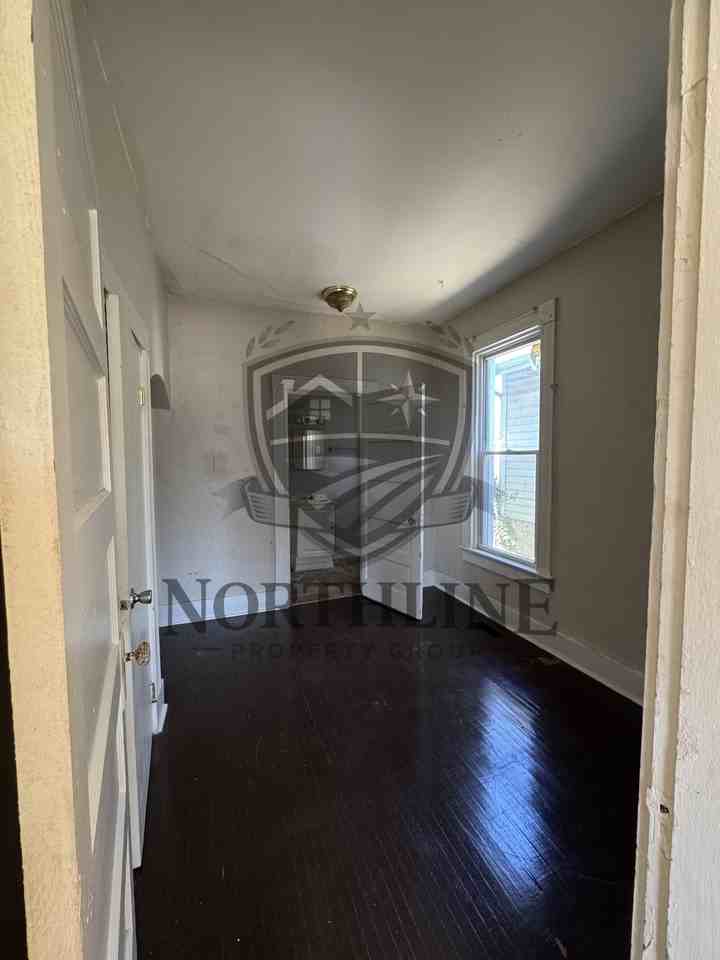 1517 Franklin Ave #1517 - Photo 2 of 5