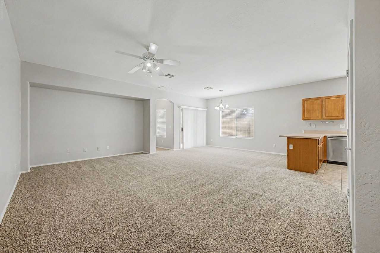 44812 W Paraiso Ln - Photo 7 of 31