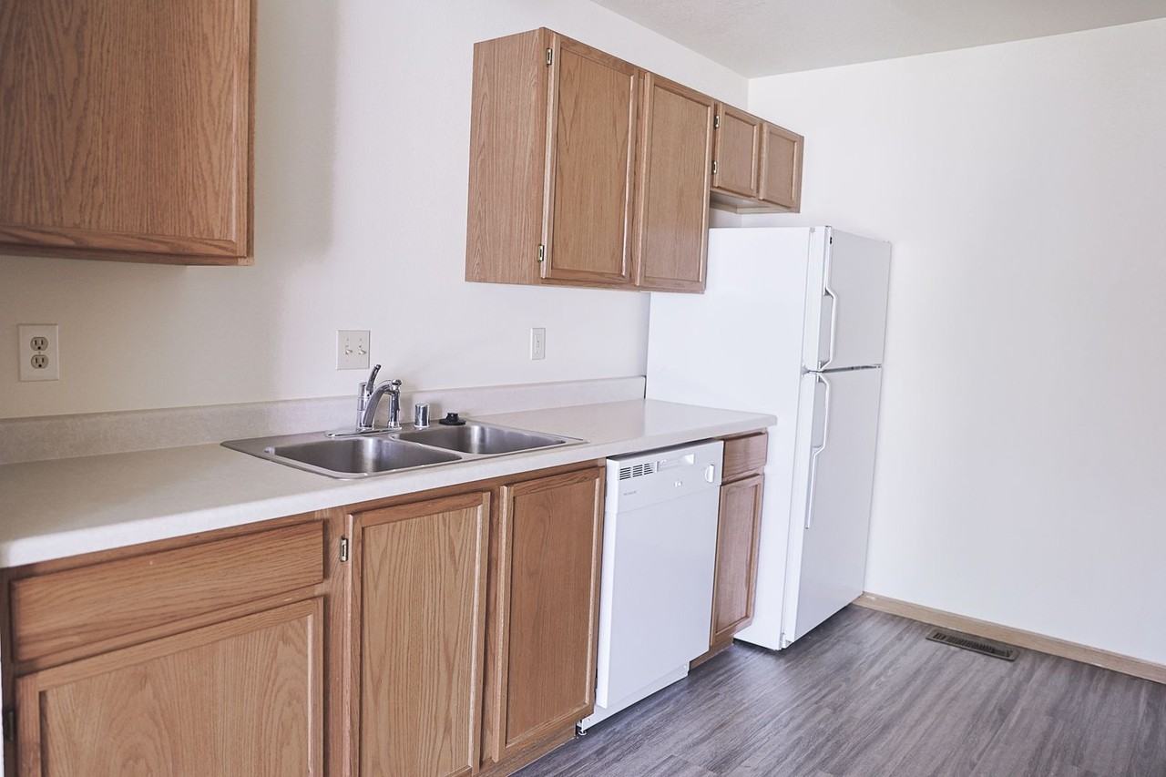 2411 Daws Dr #A - Photo 5 of 15