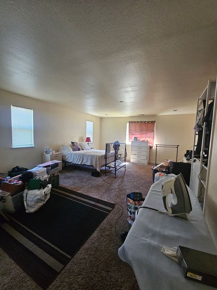 2319 Cool Springs Ct - Photo 4 of 7