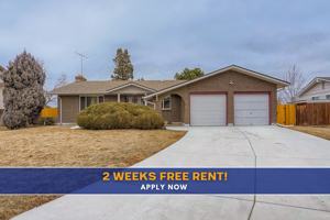 featured image of 3296 S Geneva St
