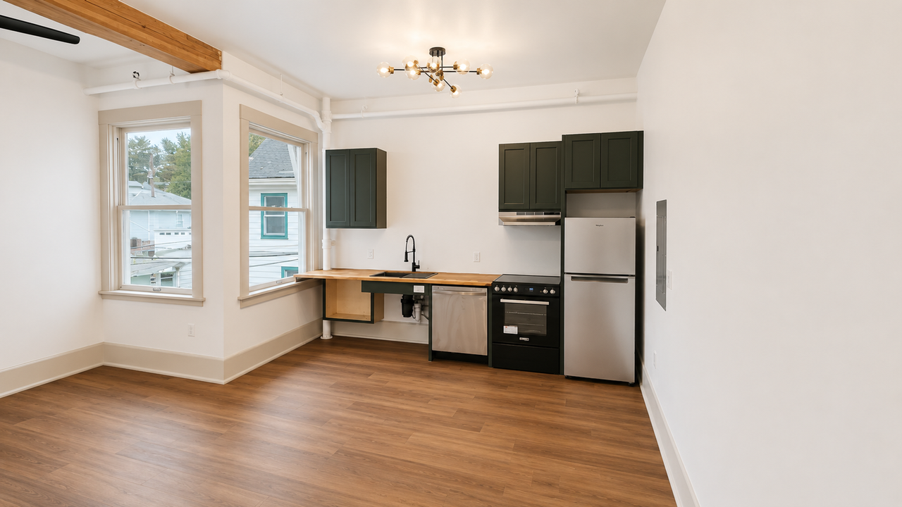 500 B Street - Photo 4 of 16
