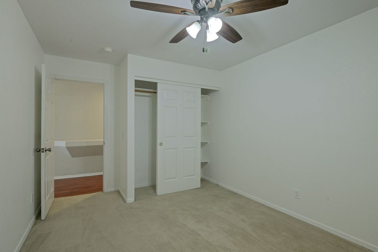 2980 Camino Del Rio - Photo 4 of 11