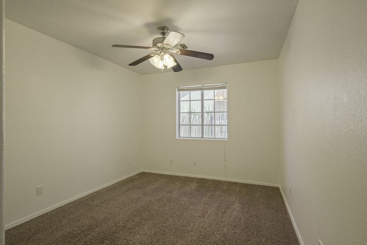2980 Camino Del Rio - Photo 5 of 11