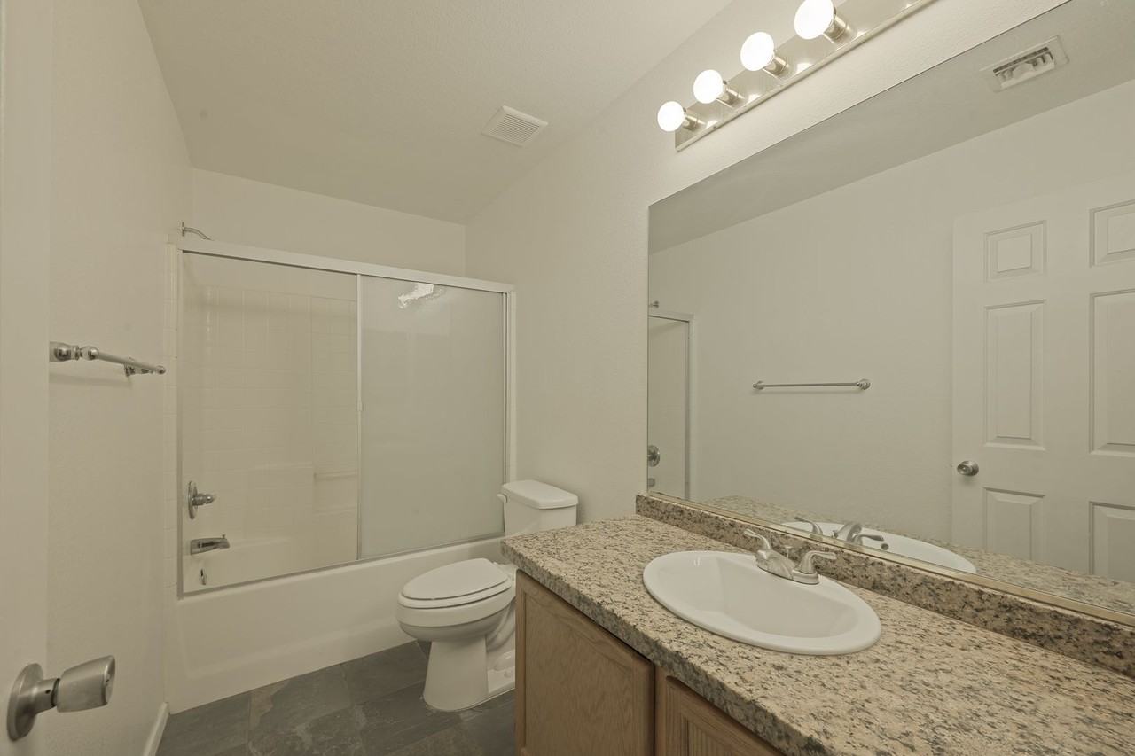 2980 Camino Del Rio - Photo 6 of 11
