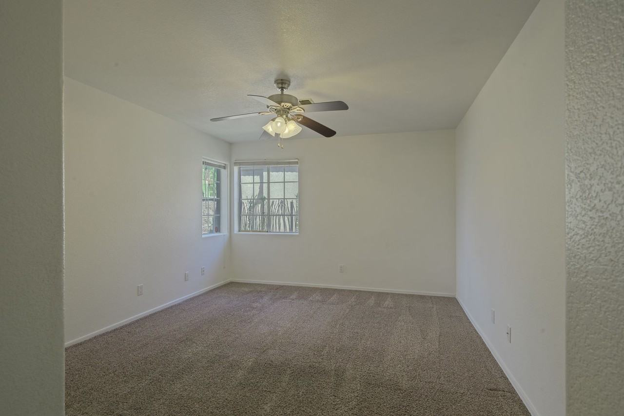 2980 Camino Del Rio - Photo 7 of 11