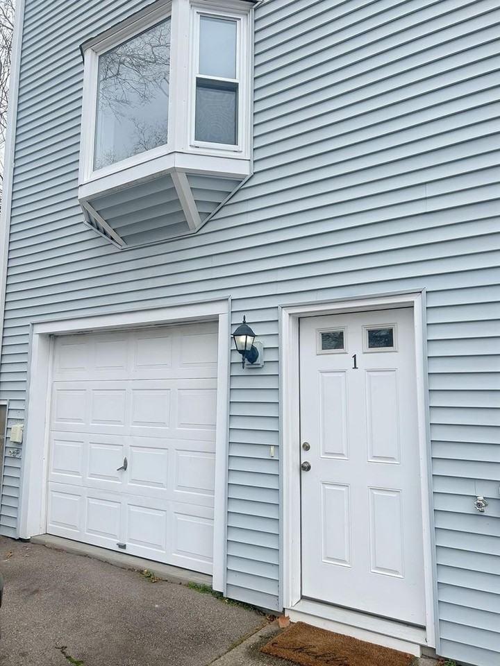 Hillside Terrace - Photo 5 of 19