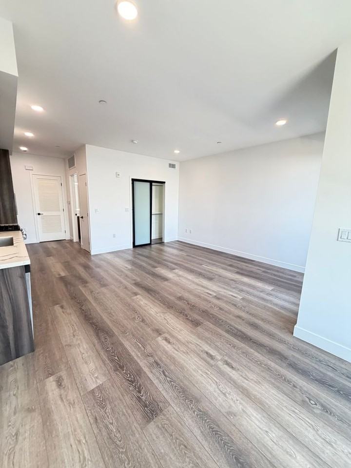 Montecito Lofts - Photo 3 of 50