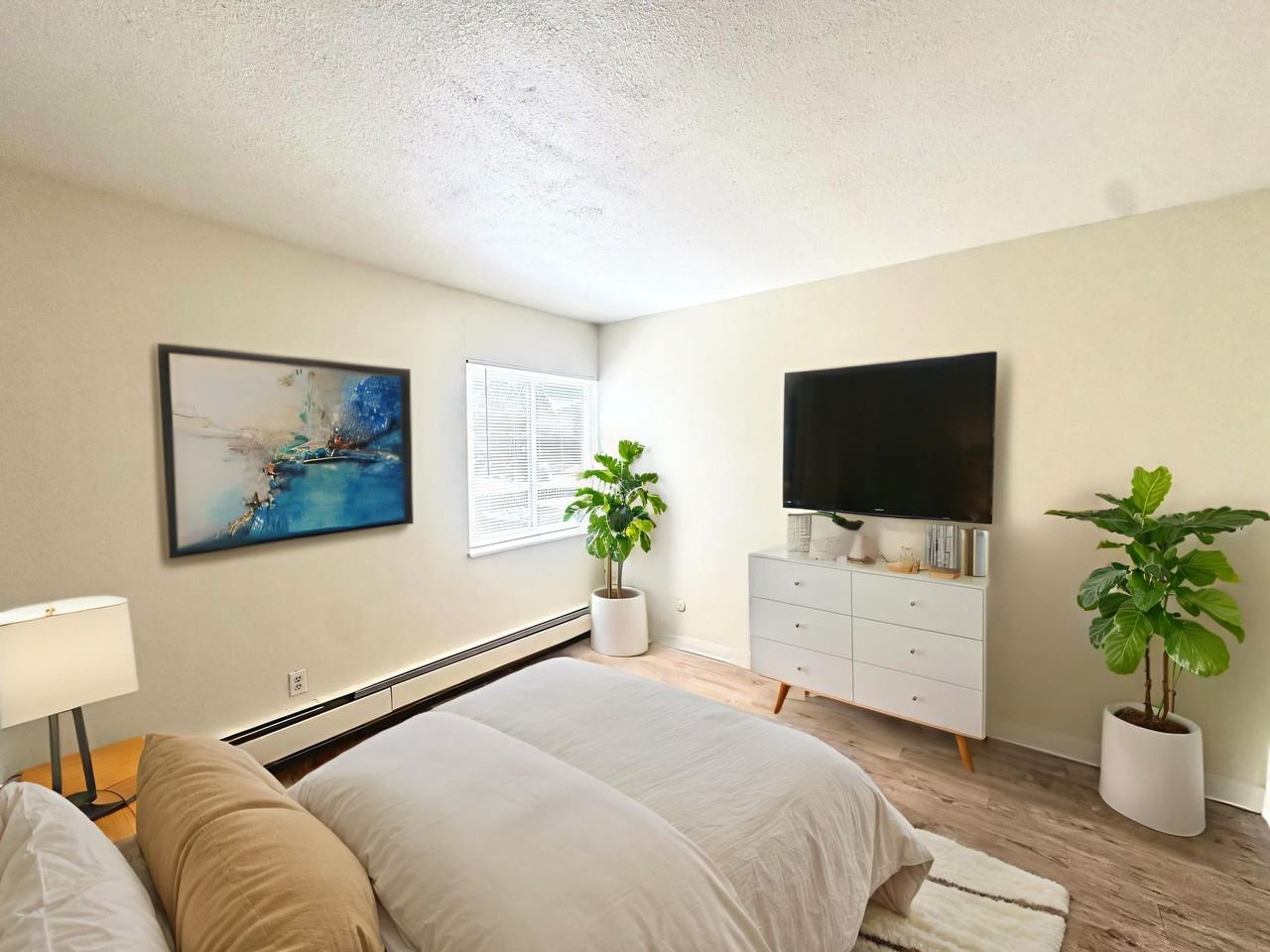 3611 E San Miguel St. - Photo 4 of 8