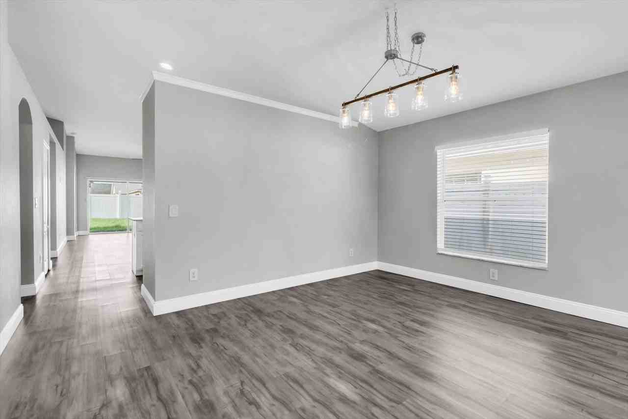 3335 Clover Blossom Cir - Photo 4 of 36