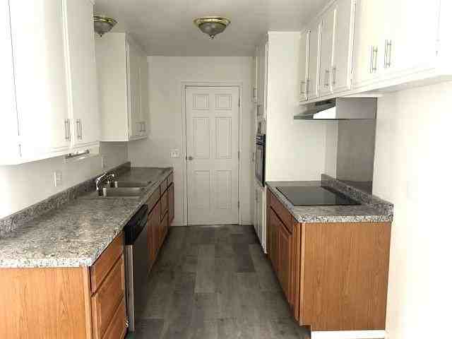 405 Jade Dr - Photo 5 of 16