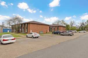featured image of 1221 S Park Ave