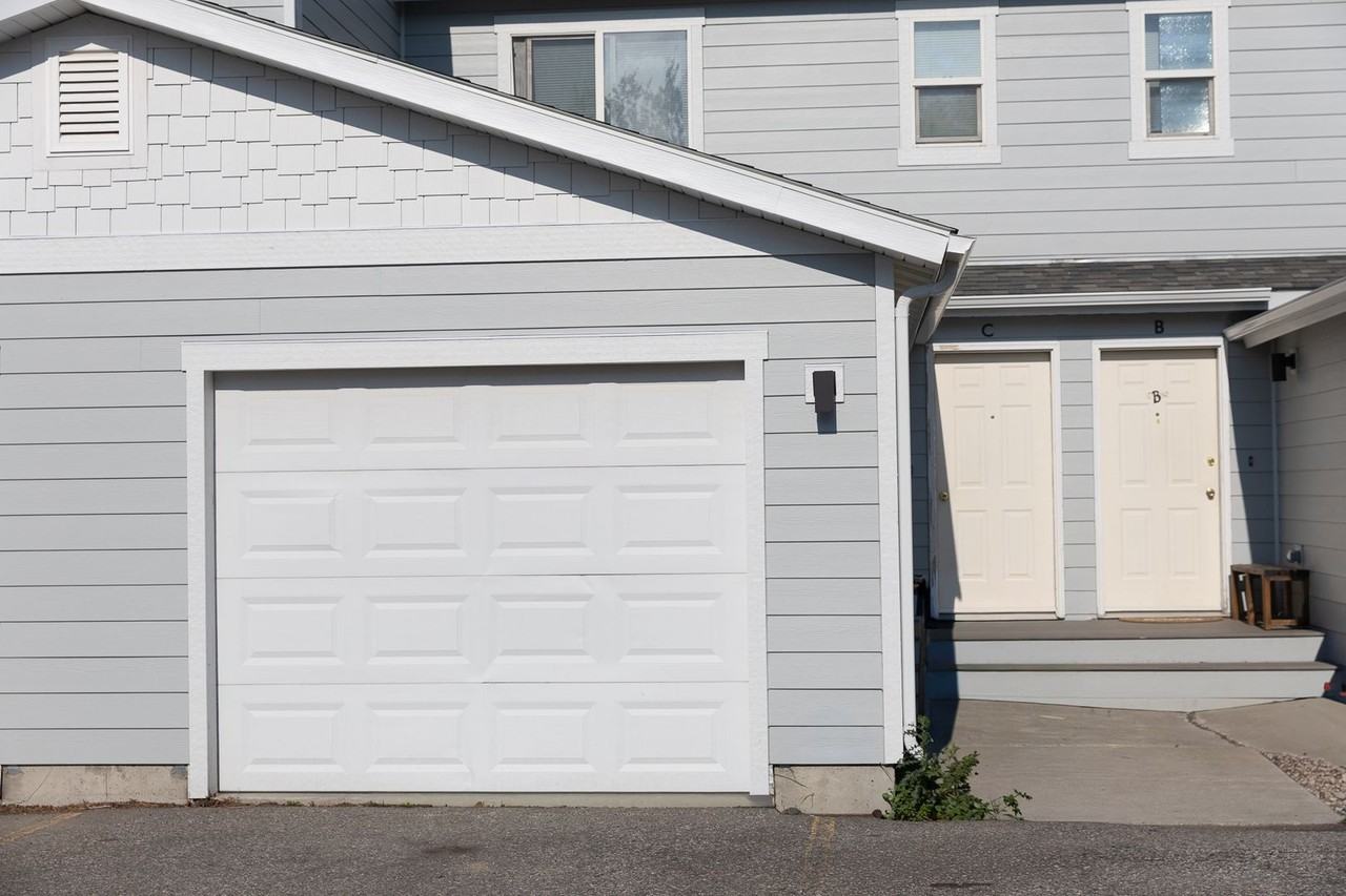 2451 Daws Dr #C - Photo 2 of 13
