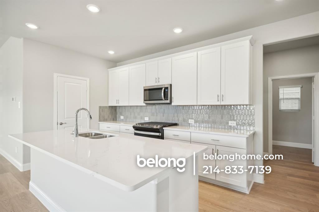 611 Marigold Hill Way - Photo 3 of 31