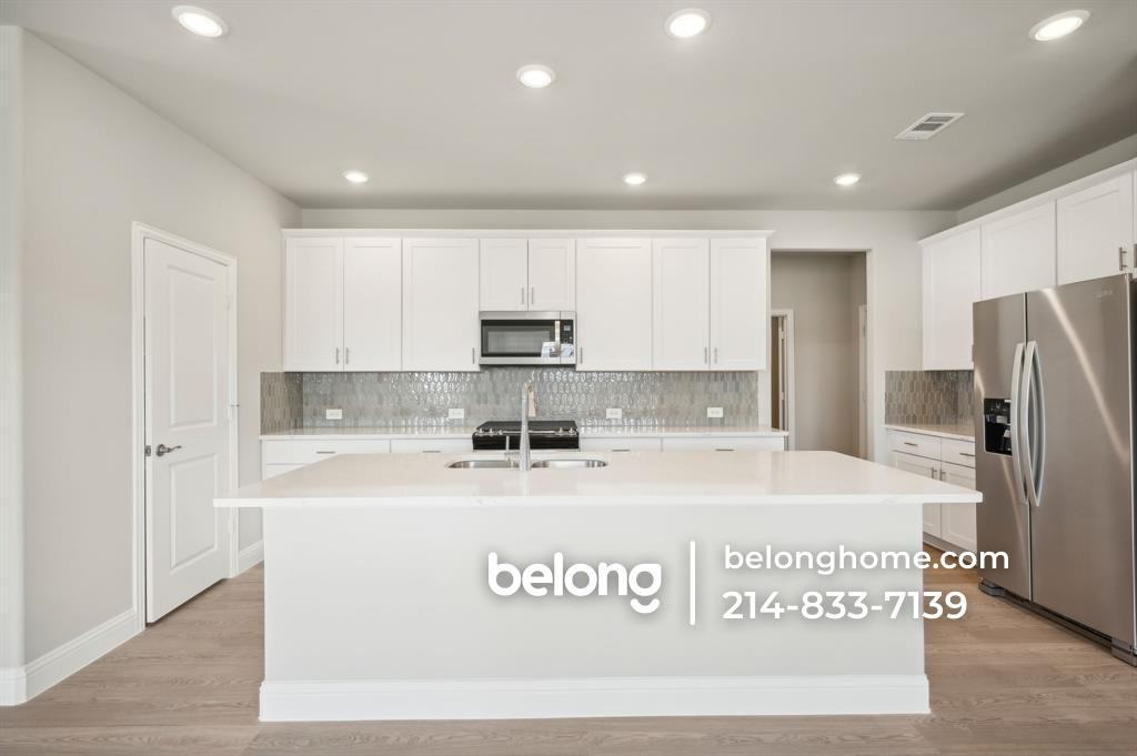 611 Marigold Hill Way - Photo 4 of 31