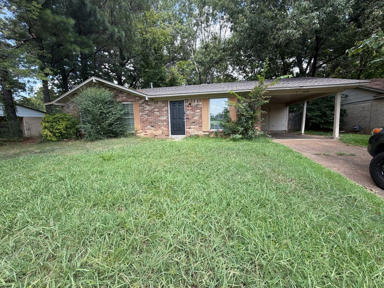 5596 Karen Dr - Photo 3 of 35