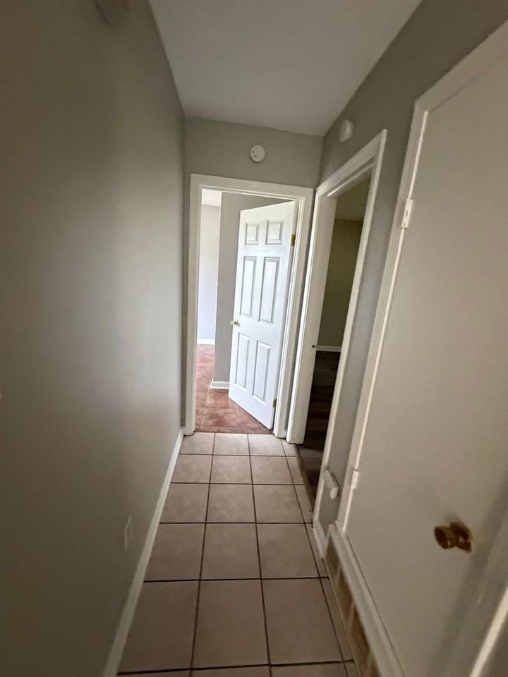 5596 Karen Dr - Photo 5 of 35