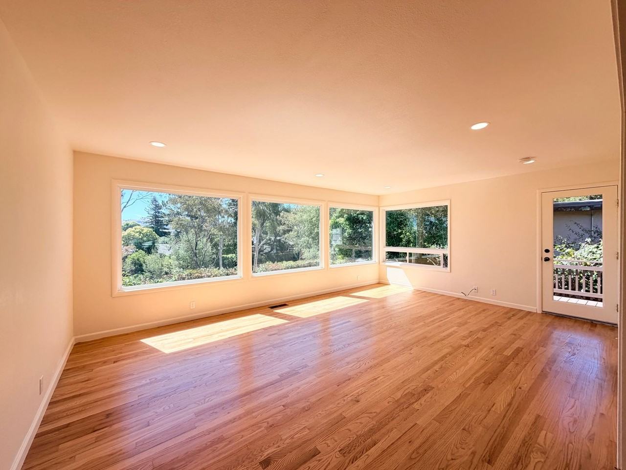 11 Birch Ave - Photo 2 of 16