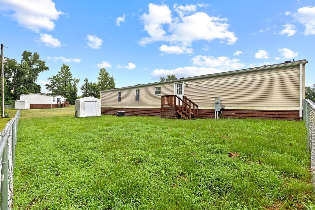 185 Justice Rd - Photo 3 of 23