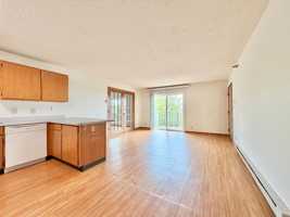 featured image of 220 Pecan Ave