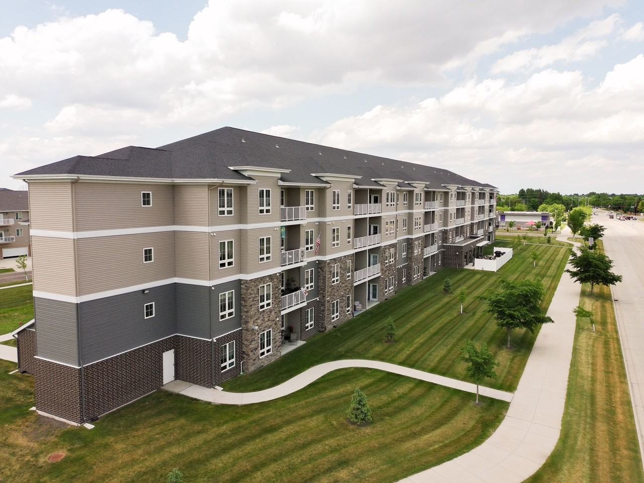 Whispering Creek Apartments - Photo 2 of 3