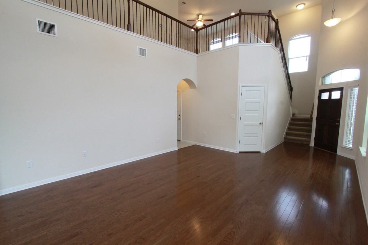 9304 Lost Bridge Ln #43 - Photo 6 of 34