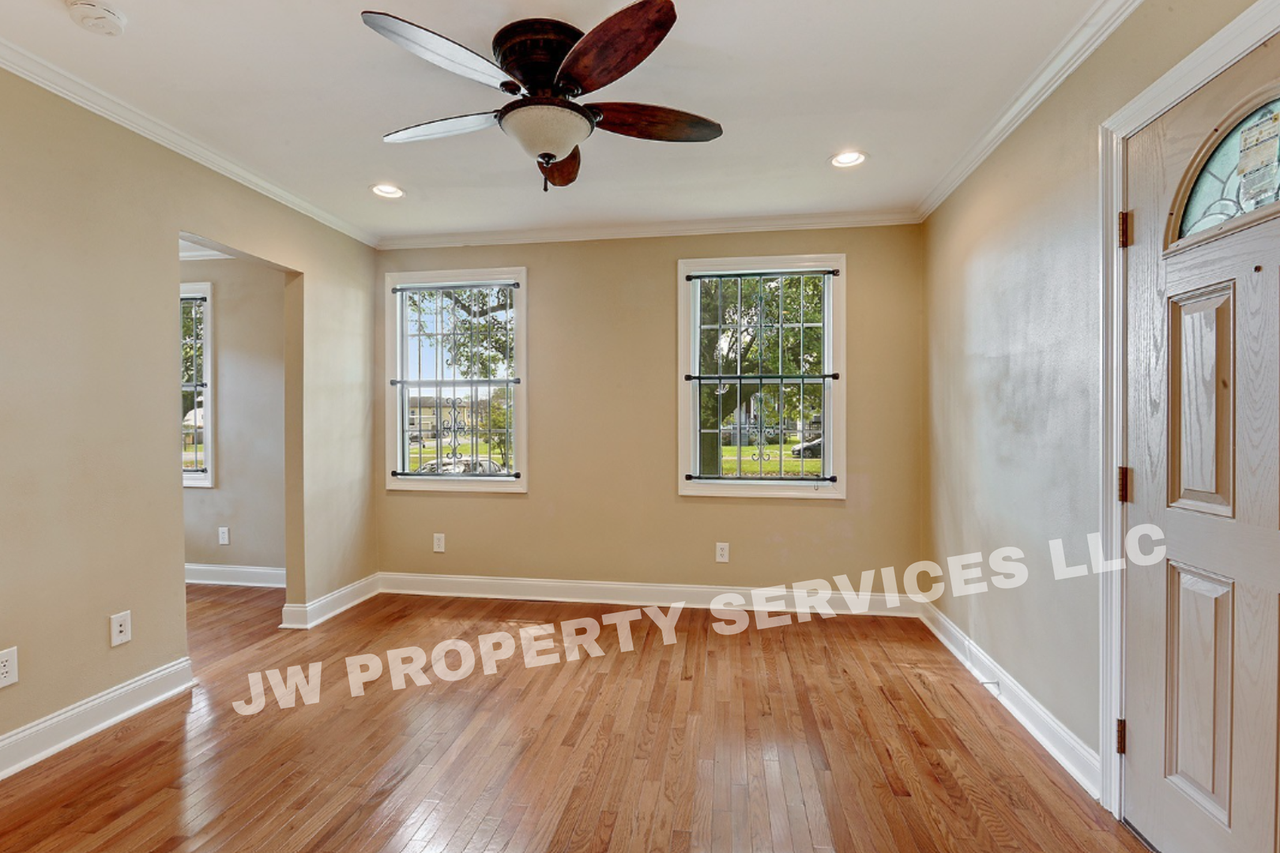 2667 Allen Toussaint Blvd - Photo 2 of 10