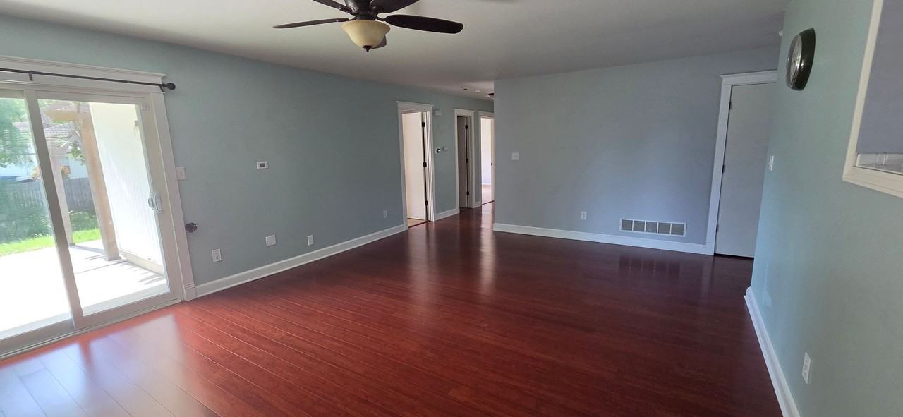715 Sw Graystone Dr - Photo 3 of 21