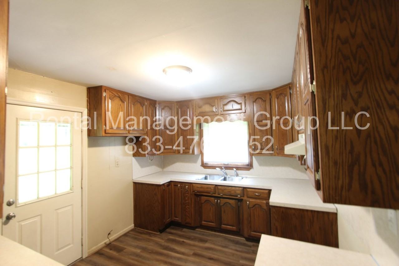 533 Jalna Rd - Photo 7 of 16