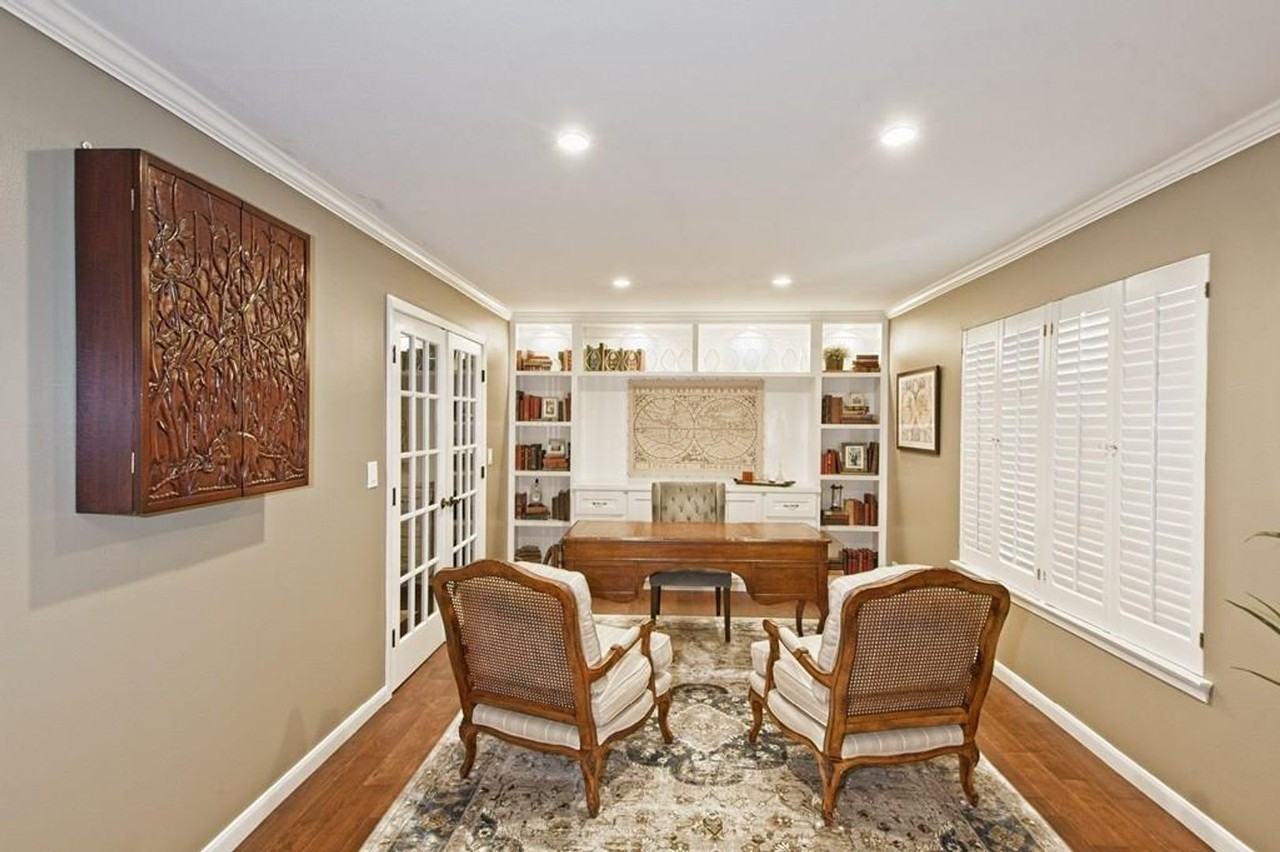 1307 Glen Cove Dr - Photo 6 of 34