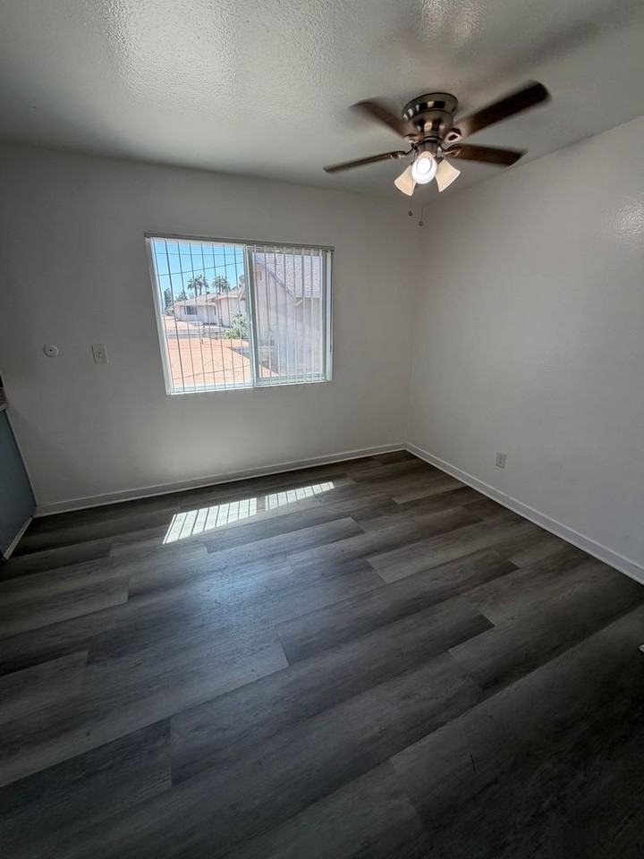 3101 Quartz Ln - Photo 2 of 7