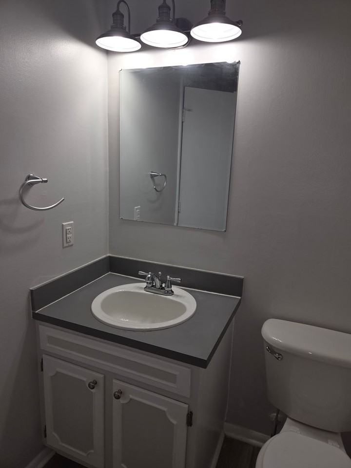 4202 Coventry Rd - Photo 4 of 16