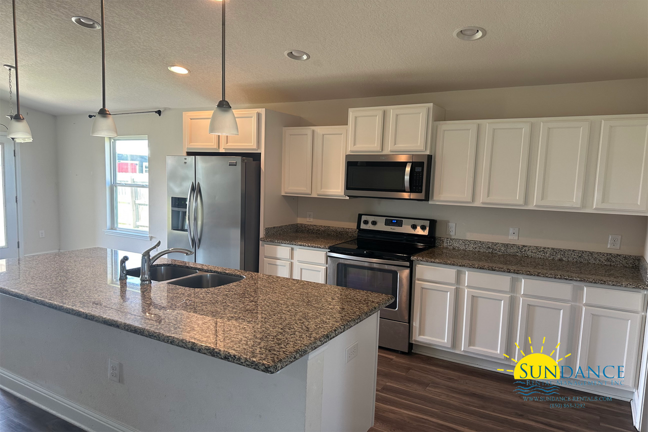 6367 Arbor Ln - Photo 3 of 14
