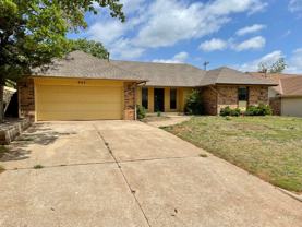 903 Northbrook Ave - Photo 1 of 1